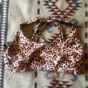 victoria’s secret - leopard print strappy back sports bra